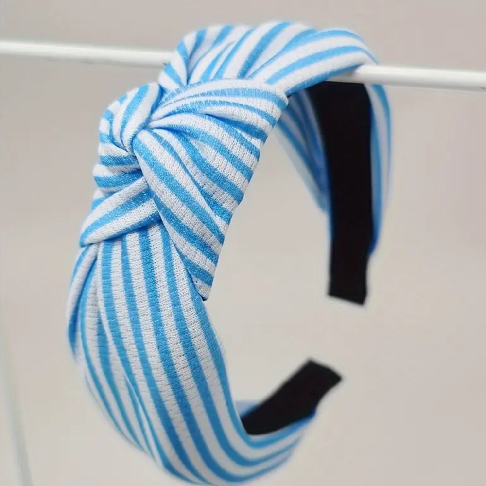 💖 3/$30 💖 Blue & White Striped Knotted Headband